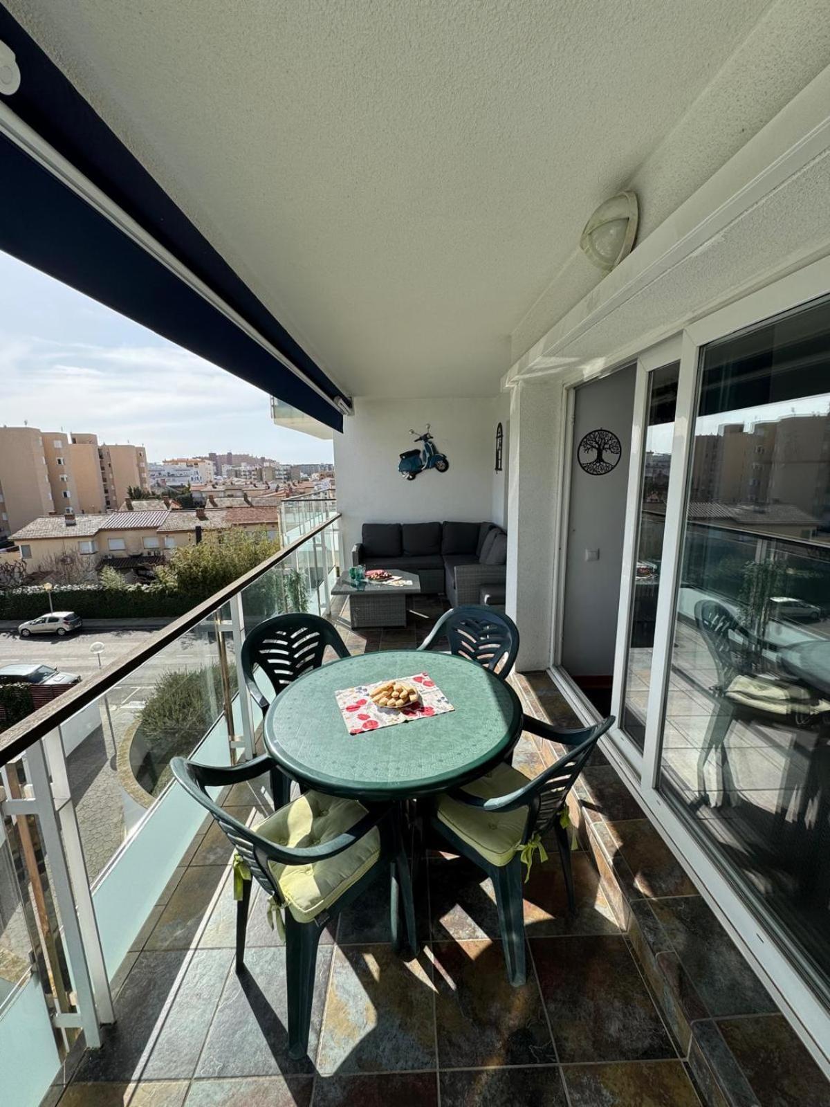 Soleado En Porto Marina Con Immo 365 Appartement Roses